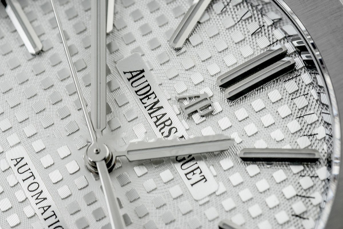 Royal Oak 15400 Steel White Dial - Image 3