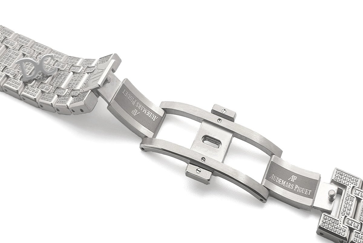 Royal Oak 41mm 15402 Full Diamond Paved In White Gold on Bracelet - Image 8