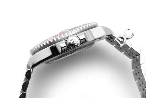 GMT Master II 126710BLRO on Jubilee Bracelet - Image 9