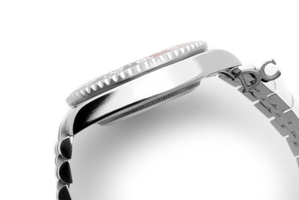 GMT Master II 126710BLRO on Jubilee Bracelet - Image 8