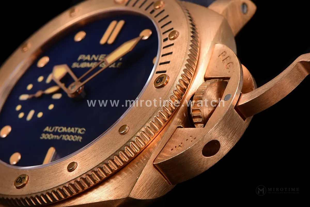 PAM1074 Submersible Bronzo Blu Abisso 42mm - Image 9