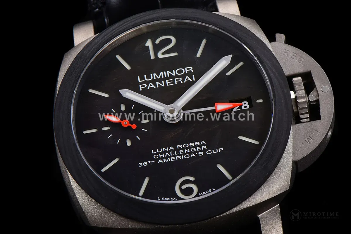 PAM1096 Luna Rossa GMT 42mm - Image 5