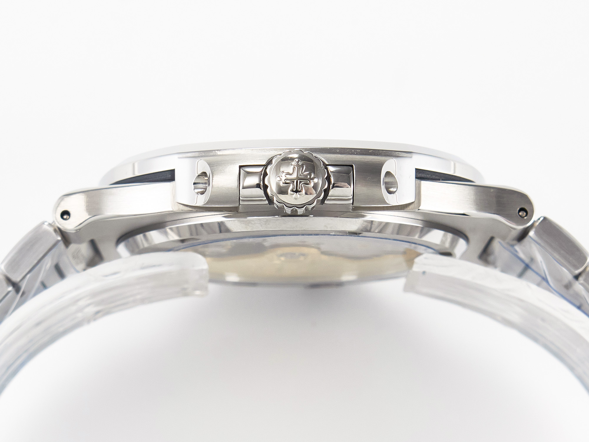 Nautilus 5711 3KF 1:1 Best Edition White Dial on SS Bracelet A324 Super Clone V2 - Image 12