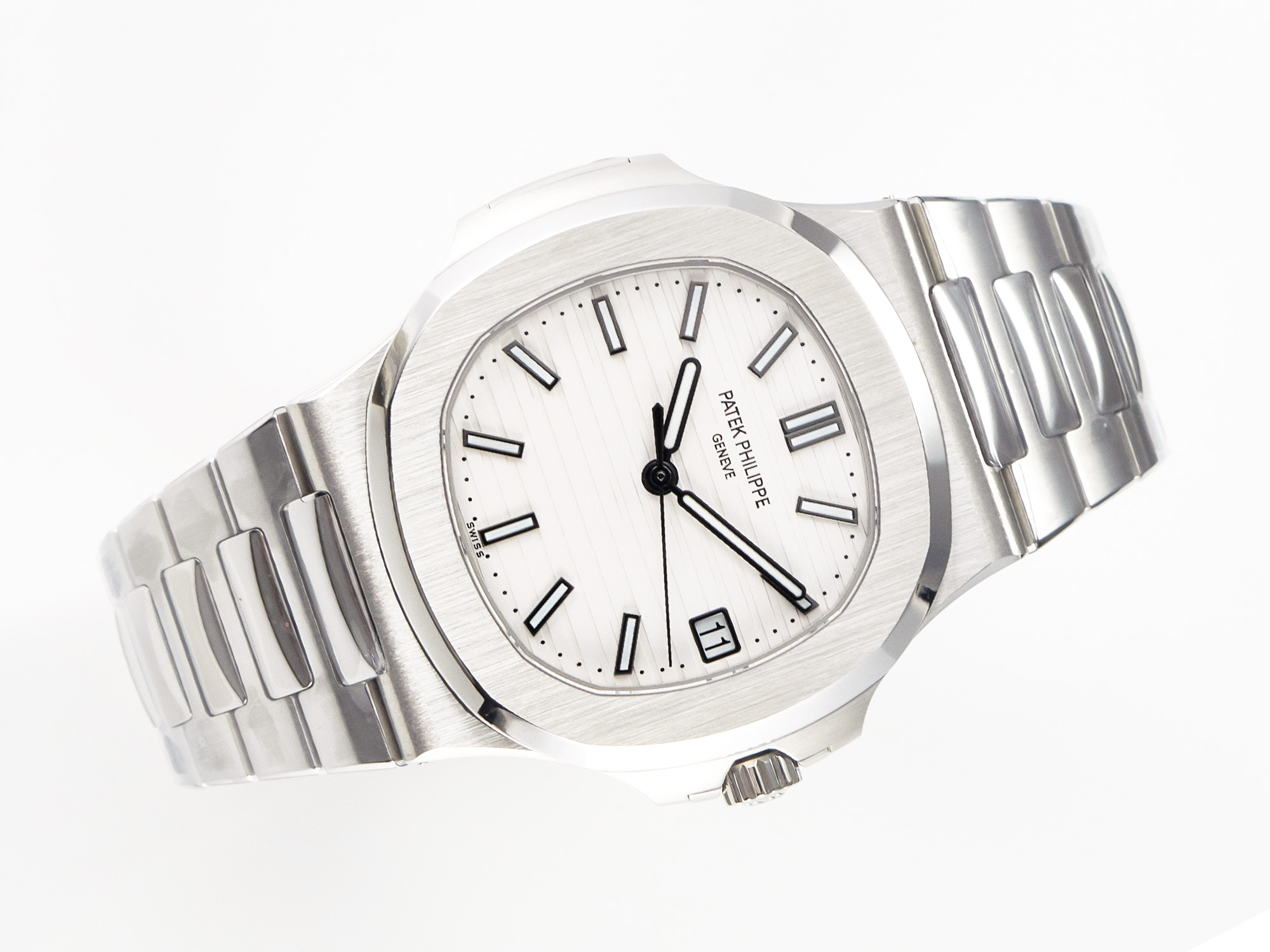 Nautilus 5711 3KF 1:1 Best Edition White Dial on SS Bracelet A324 Super Clone V2 - Image 4