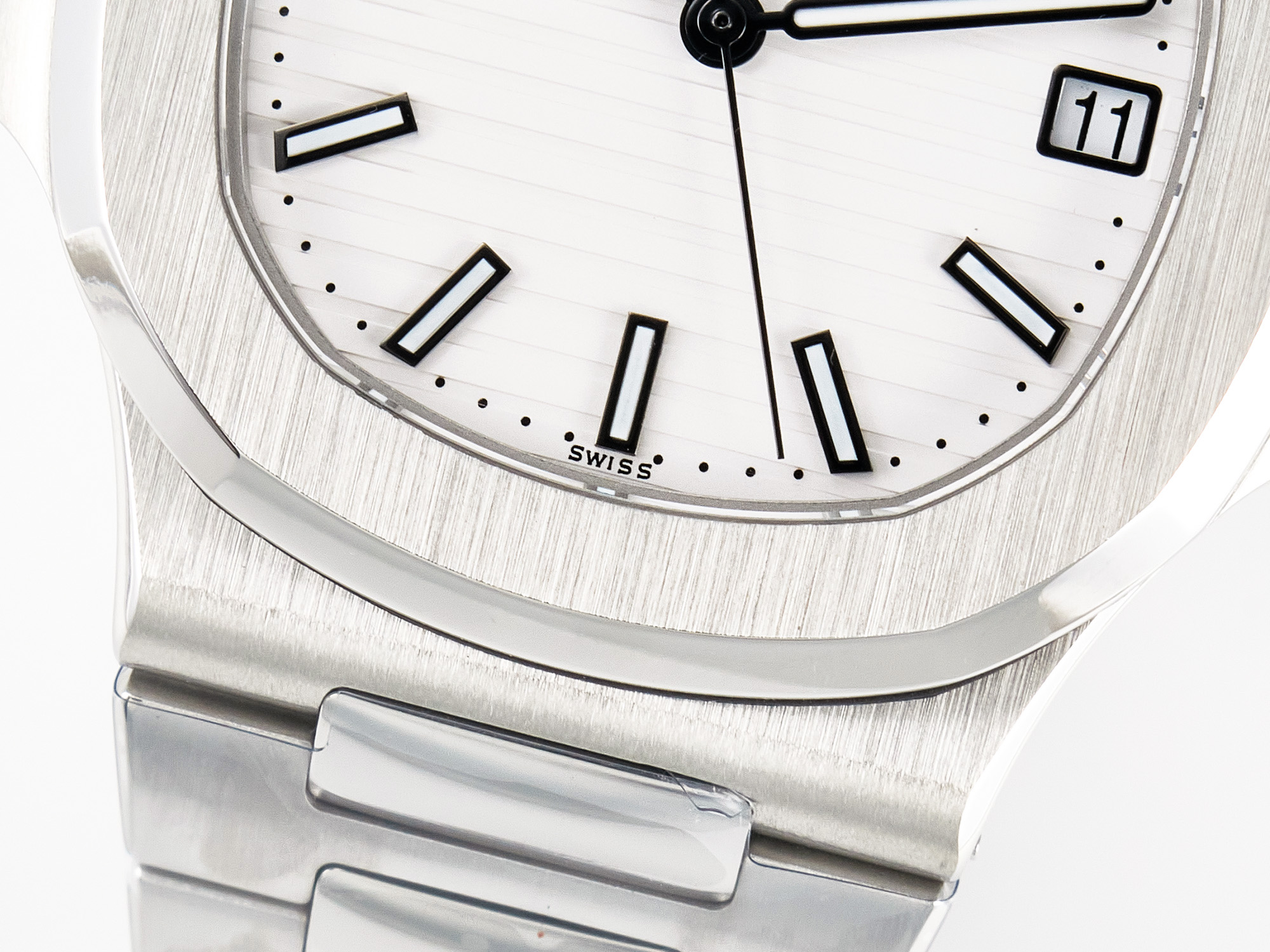 Nautilus 5711 3KF 1:1 Best Edition White Dial on SS Bracelet A324 Super Clone V2 - Image 10