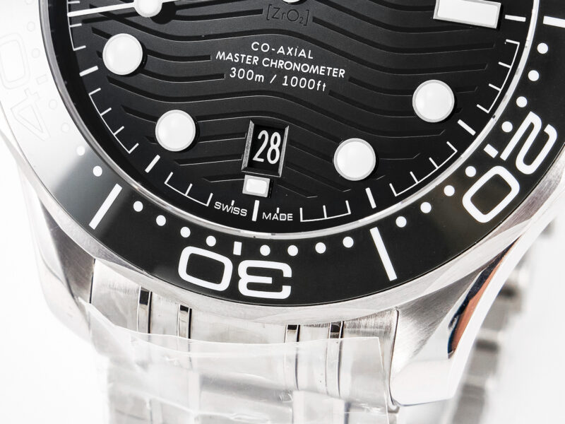 Seamaster Diver 300M VSF 1:1 Best Edition Black Ceramic Black Dial on SS Bracelet A8800 V2 - Image 10