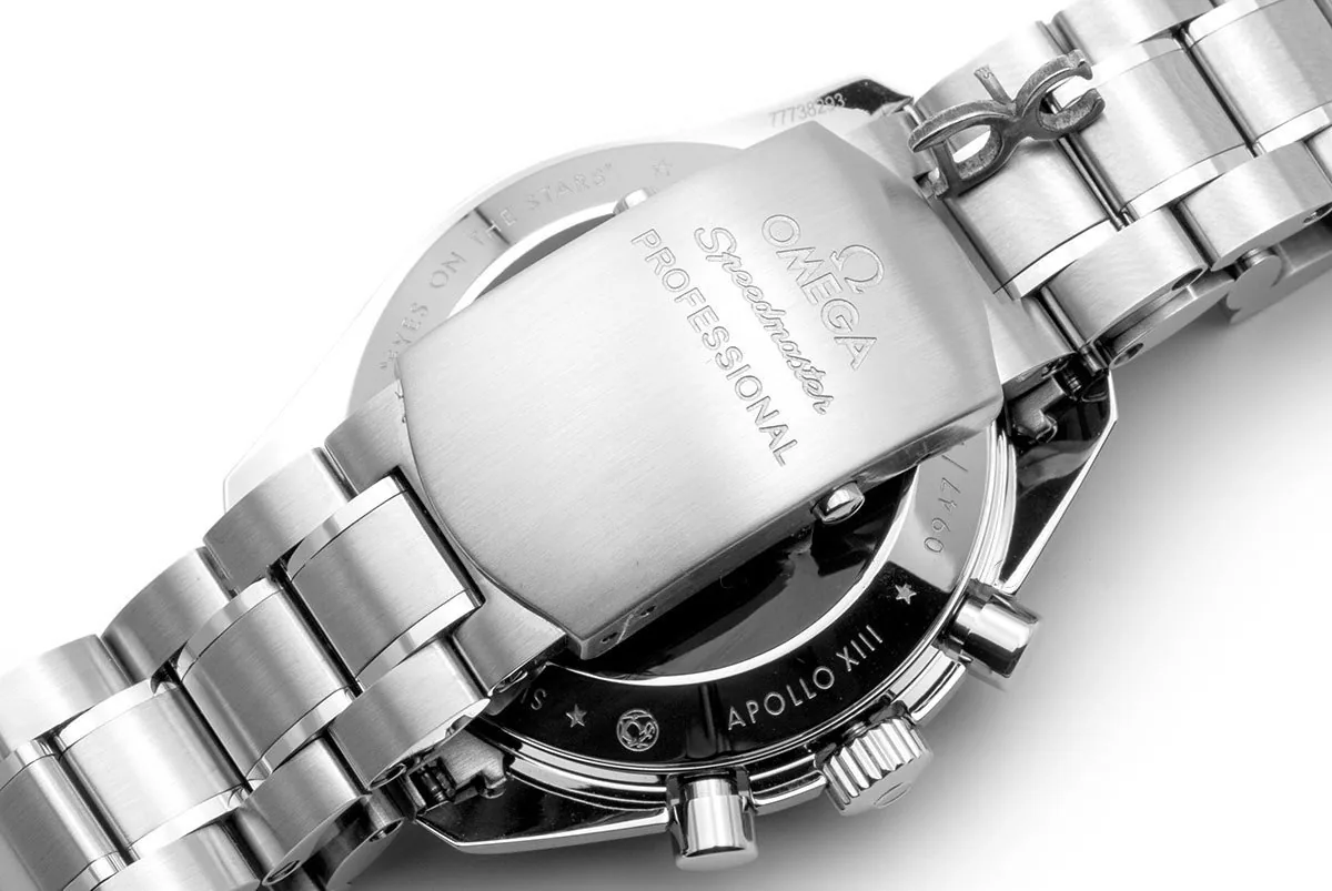 Speedmaster Professional Apollo 13 Silver Snoopy Award am Armband – Bild 3