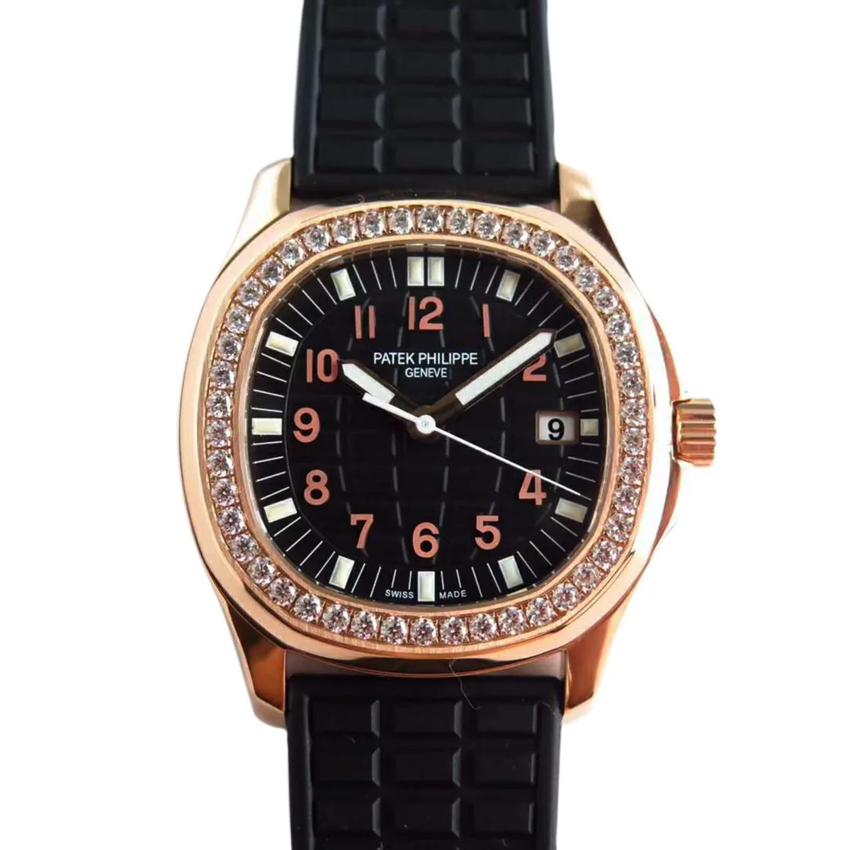 Aquanaut Luce 5068R cadran noir en or rose