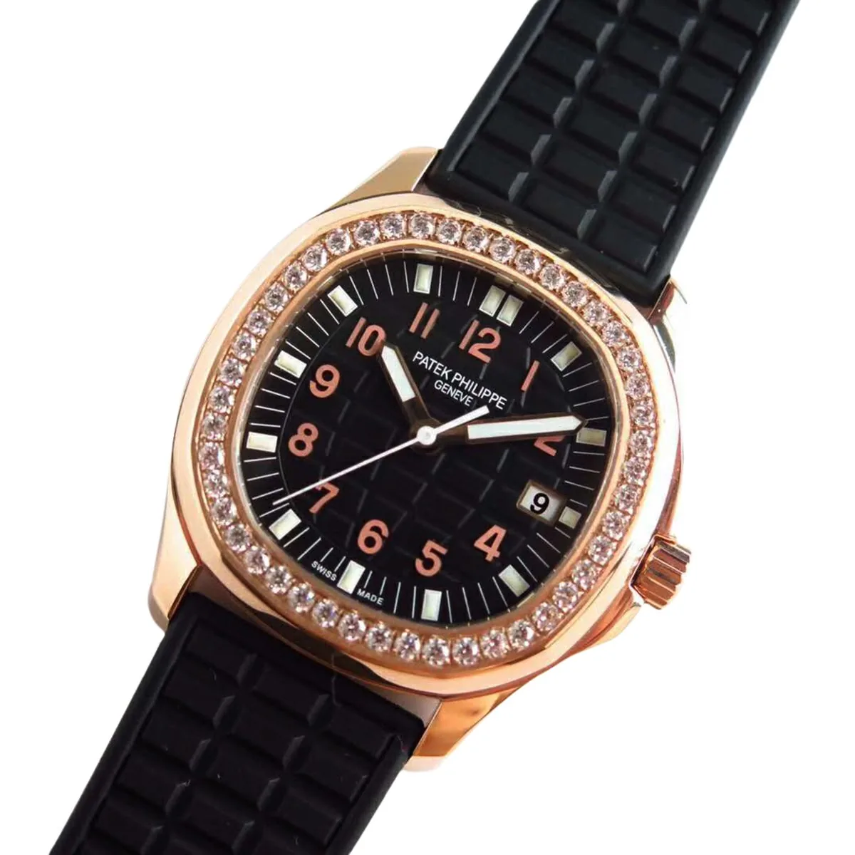 Aquanaut Luce 5068R cadran noir en or rose – Image 2