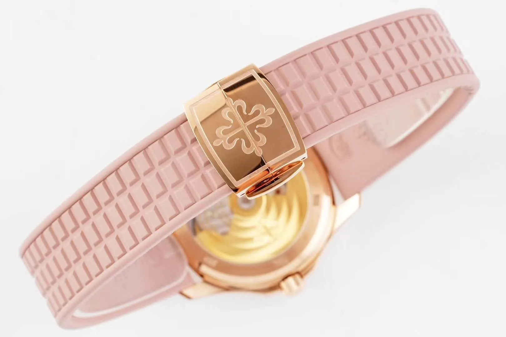 Aquanaut Luce 5072R esfera MOP en oro rosa - Imagen 8