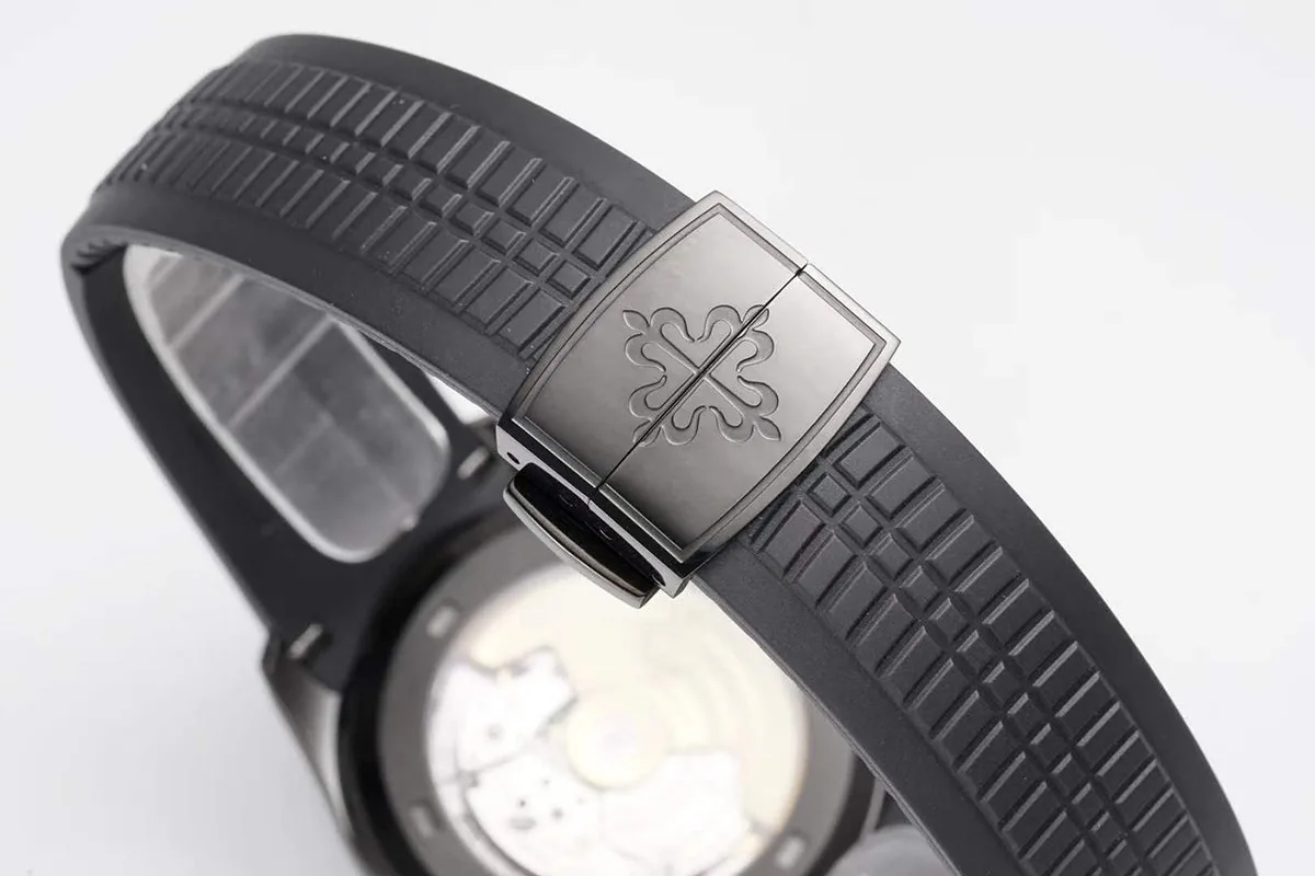 Aquanaut 5167A ‘Black Venom Limited Edition’ quadrante nero su cinturino in gomma nero - immagine 7