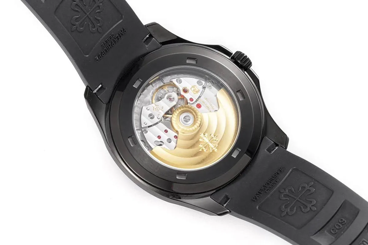Aquanaut 5167A ‘Black Venom Limited Edition’ quadrante nero su cinturino in gomma nero - immagine 6