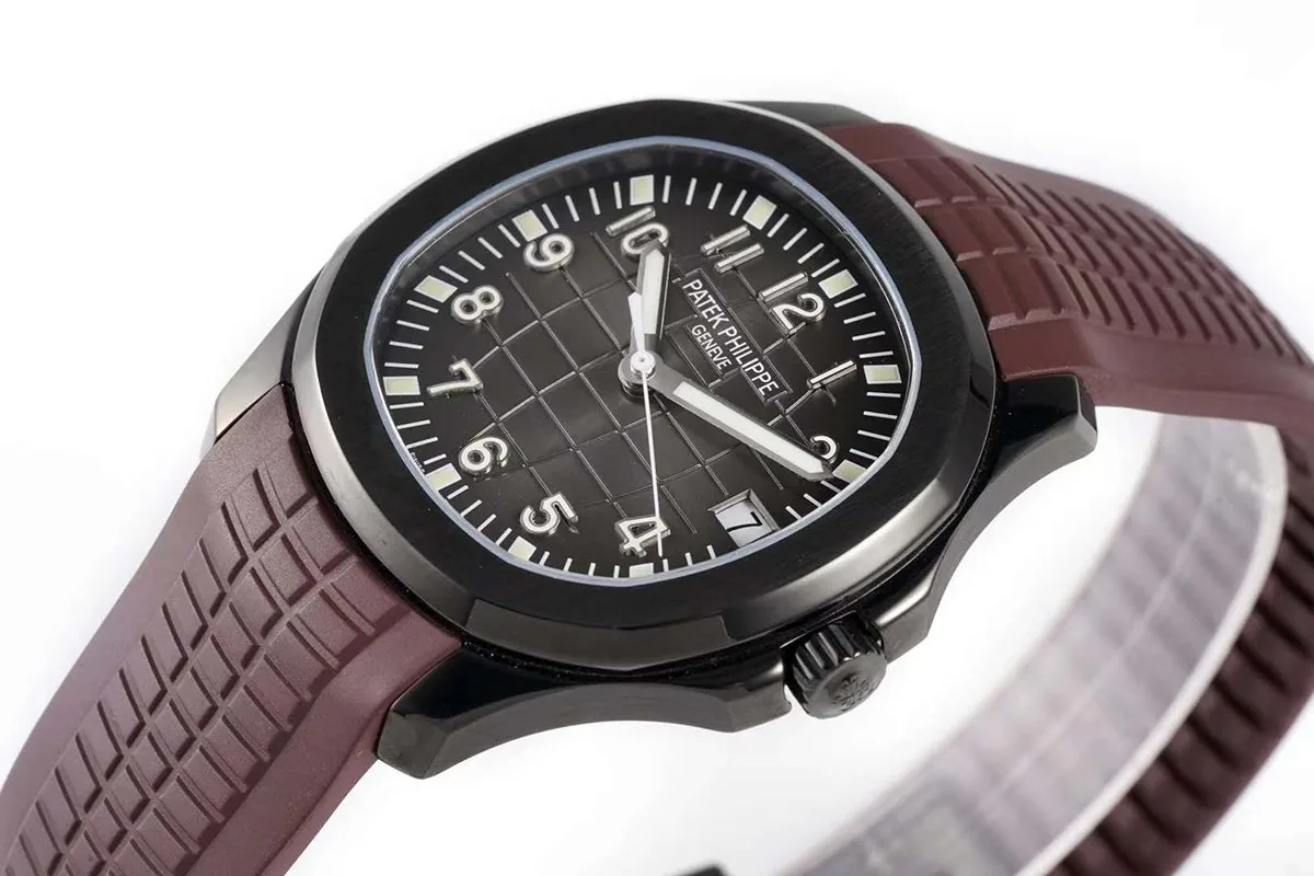 Aquanaut 5167A ‘Black Venom Limited Edition’ quadrante nero su cinturino in gomma marrone - immagine 9