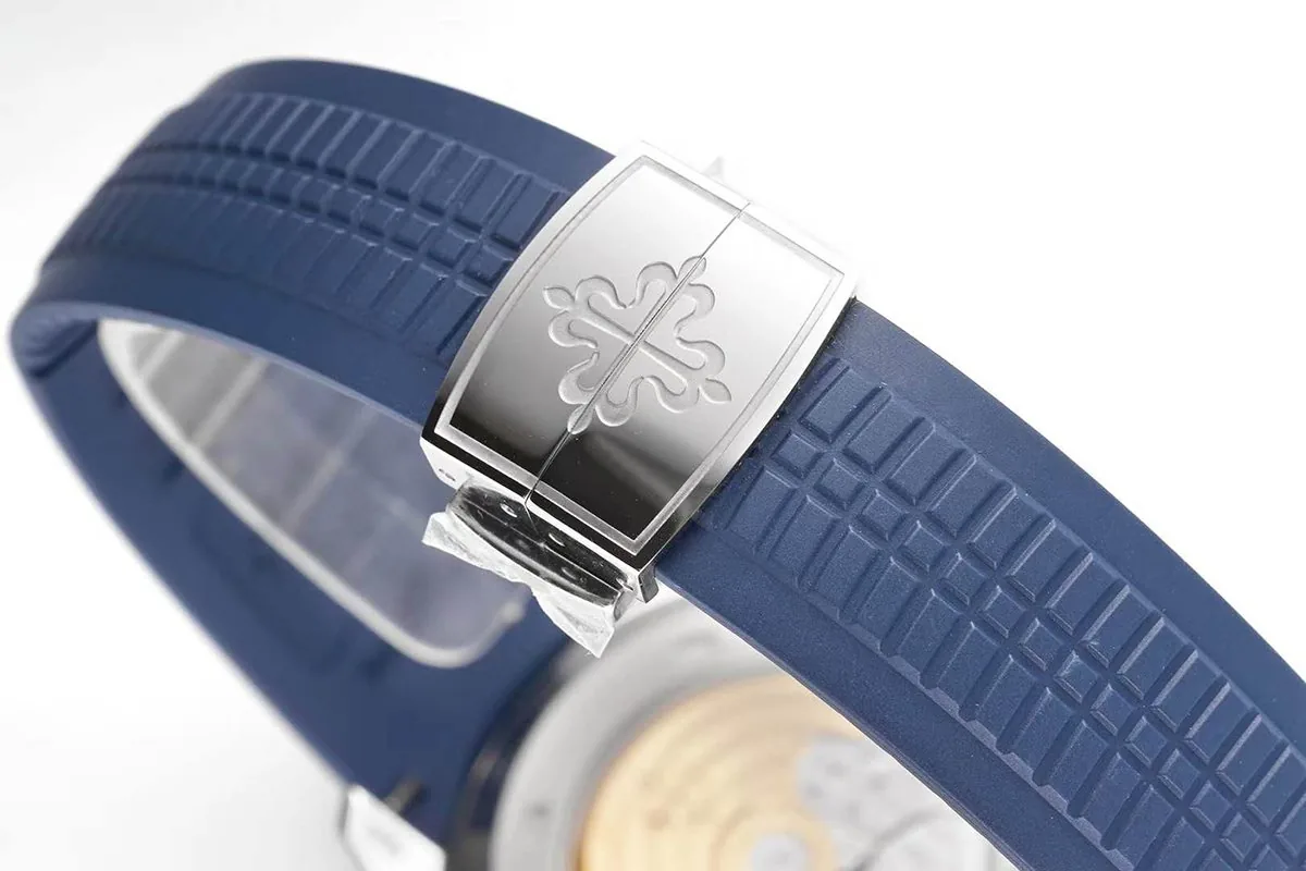 Aquanaut 5168G esfera azul en oro blanco - Imagen 7
