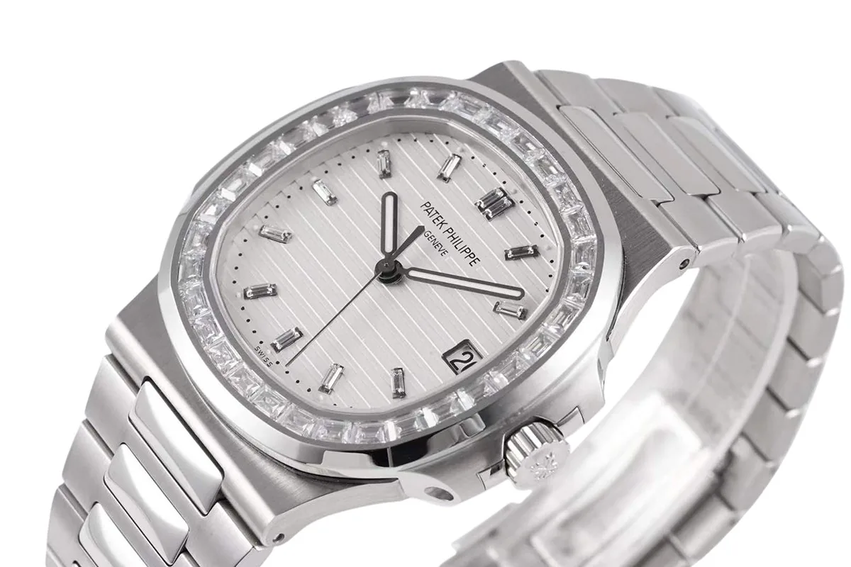 Nautilus Jumbo 5711/1A-011 quadrante bianco con lunetta con diamanti - immagine 2