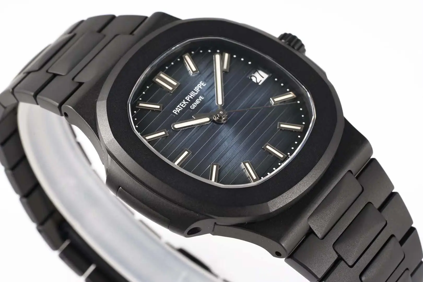 Nautilus Jumbo 5711 ‘Black Venom Limited Edition’ cadran bleu – Image 3
