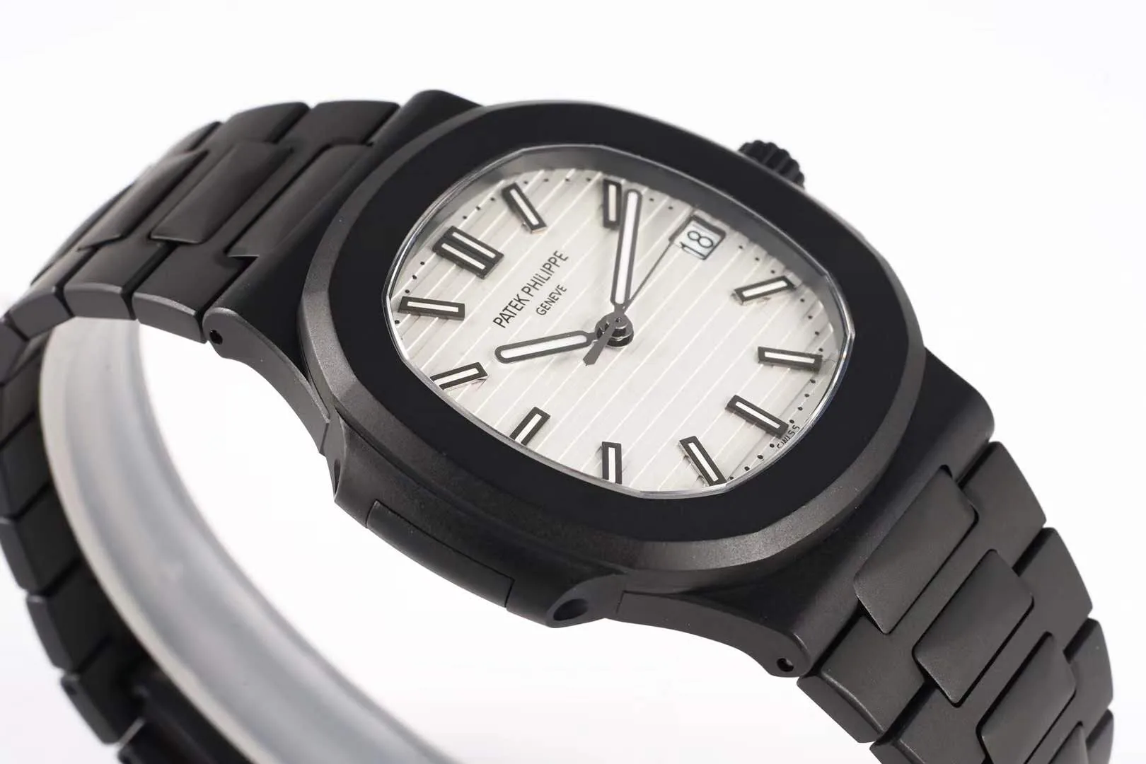 Nautilus Jumbo 5711 ‘Black Venom Limited Edition’ cadran blanc – Image 3