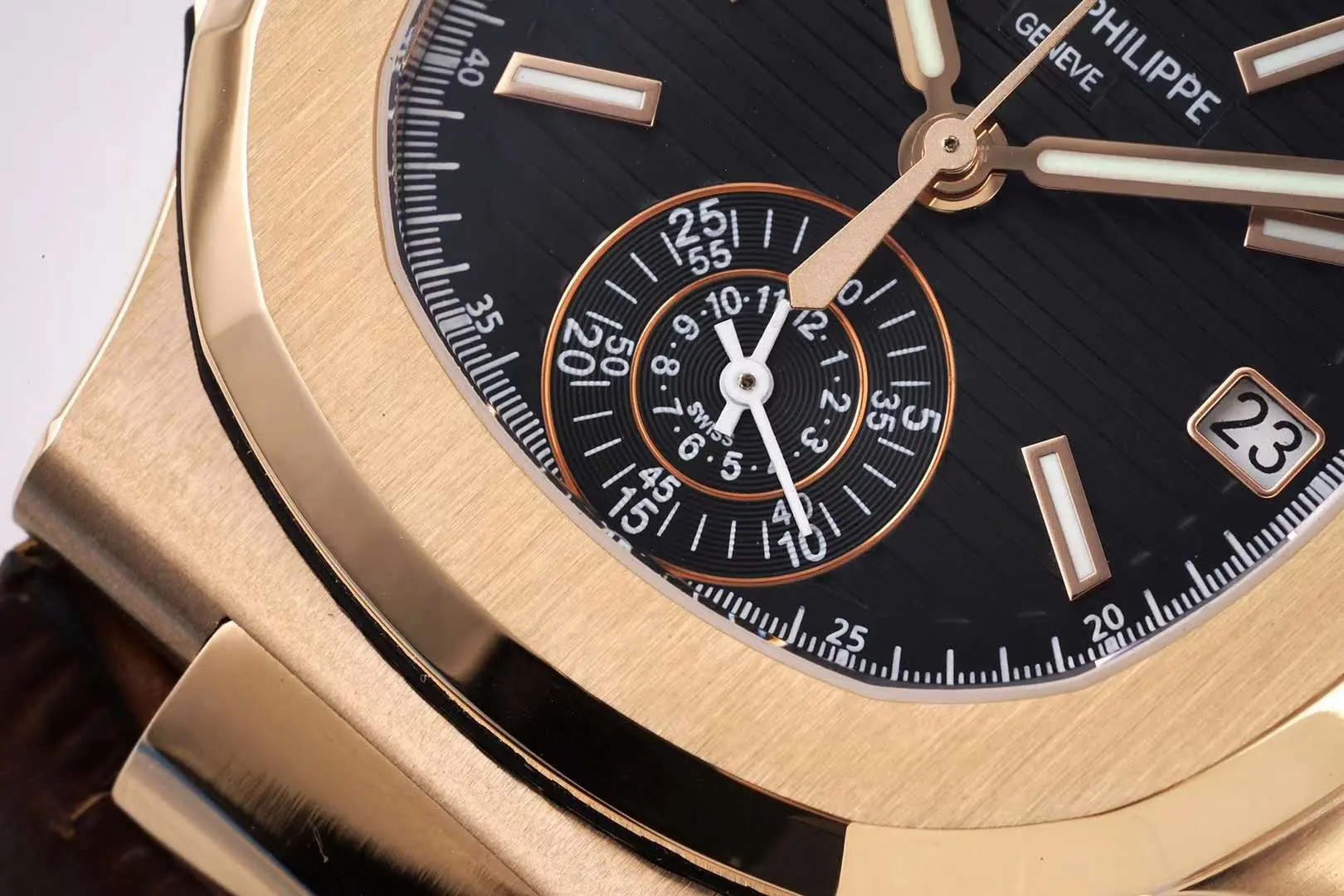 Nautilus Chronograph 5980/1R en oro rosa con correa de piel marrón - Imagen 5
