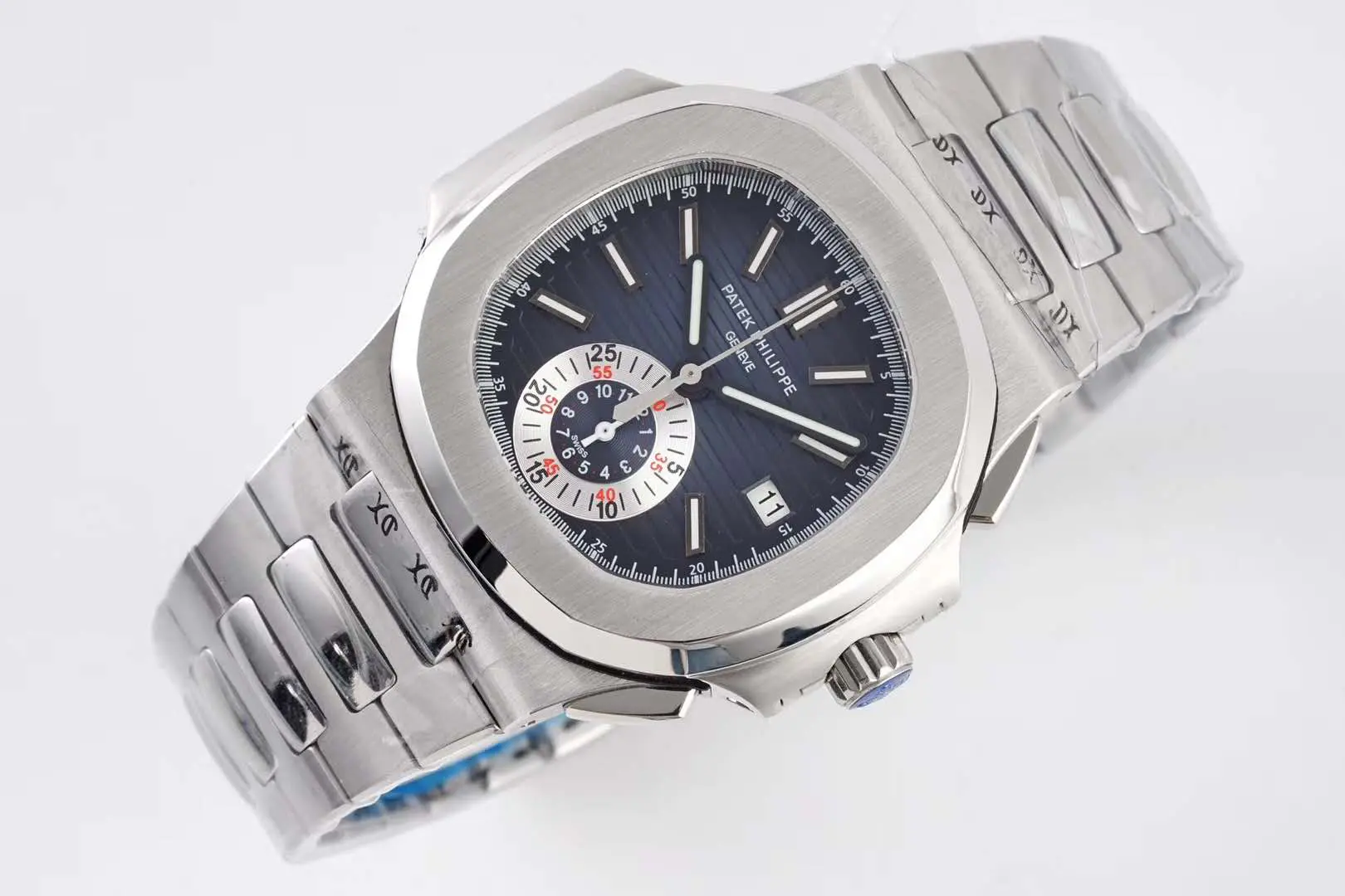 Nautilus 5980/1A-001 esfera azul en acero - Imagen 2