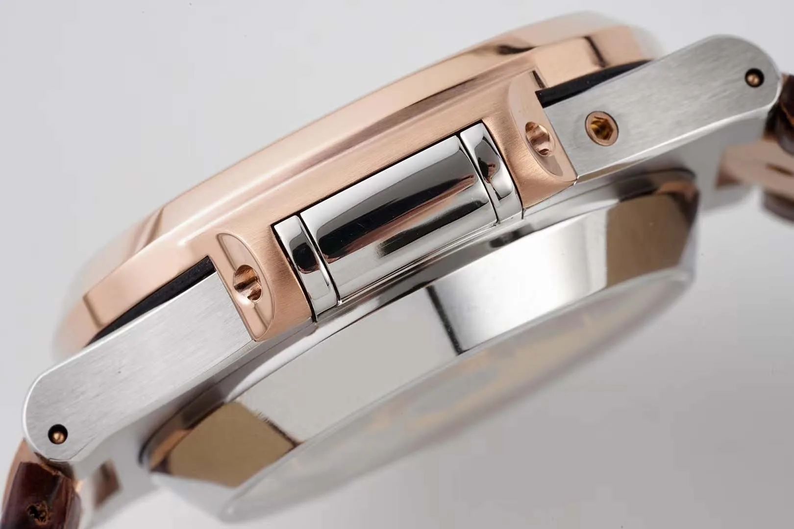 Nautilus Chronograph 5980/1AR en acero y oro rosa con correa de piel marrón - Imagen 6