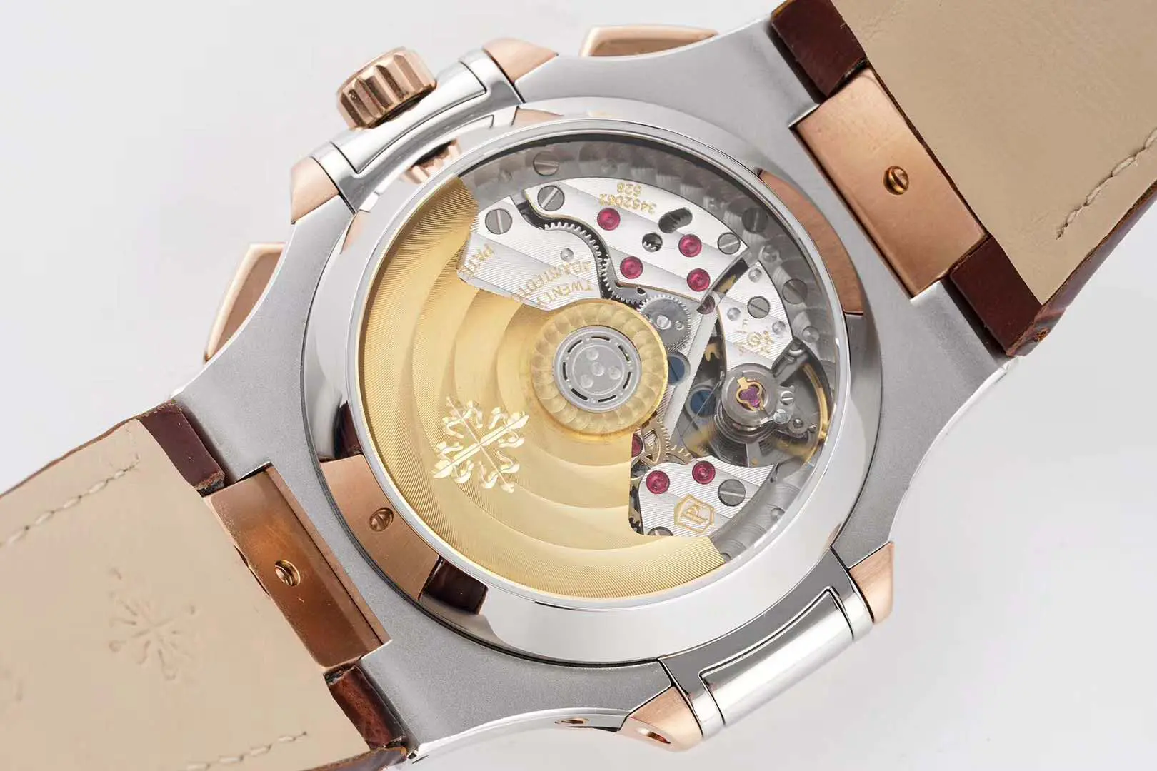 Nautilus Chronograph 5980/1AR en acero y oro rosa con correa de piel marrón - Imagen 5