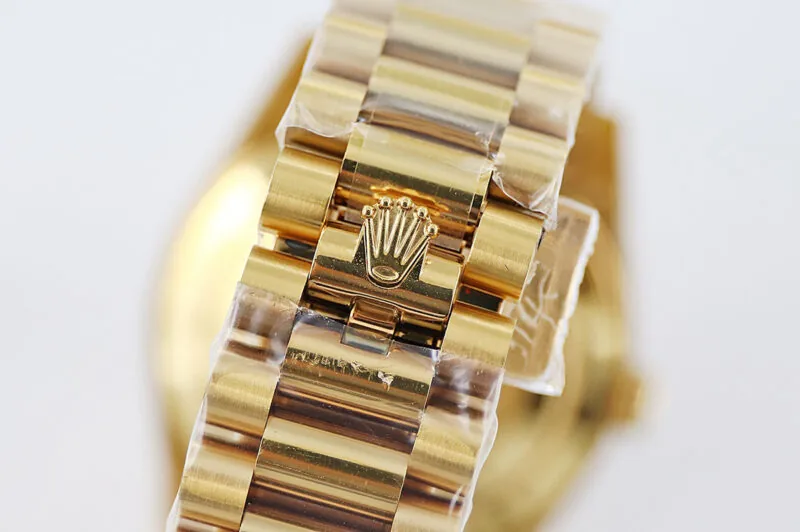 Day-Date 40 228238 Clean Factory quadrante champagne in oro giallo - immagine 10