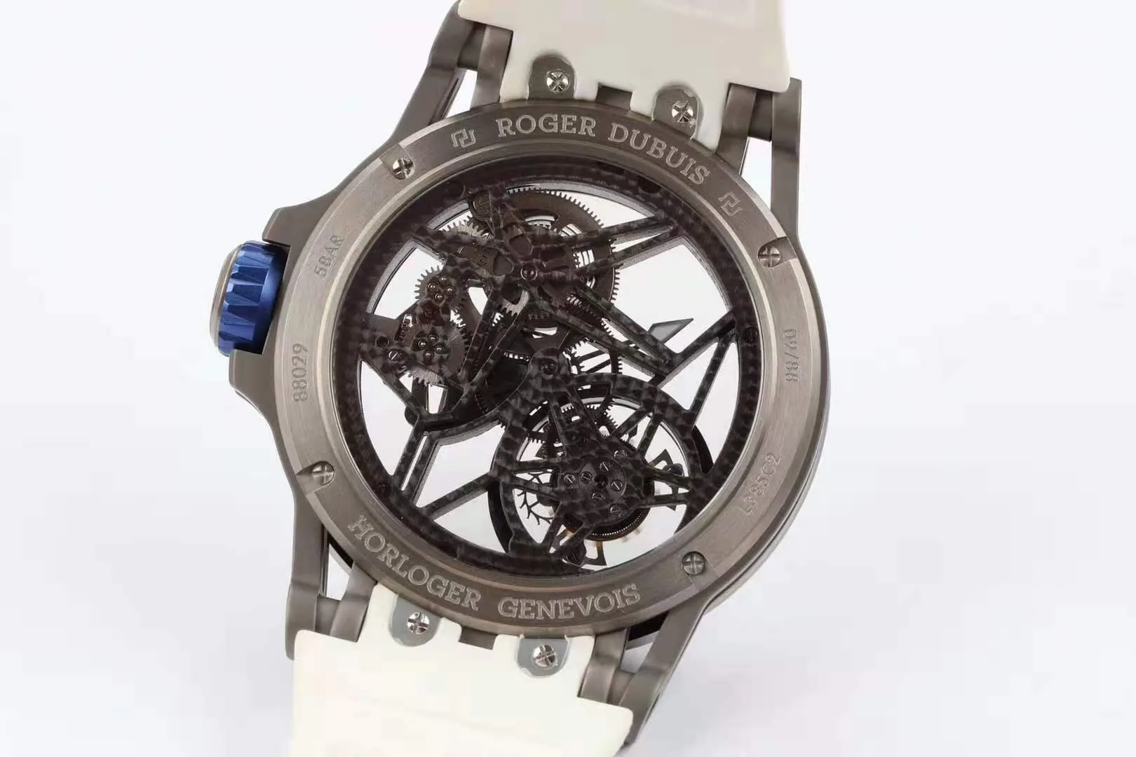 Excalibur Spider Skeleton Flying Tourbillon con correa de caucho blanca - Imagen 4