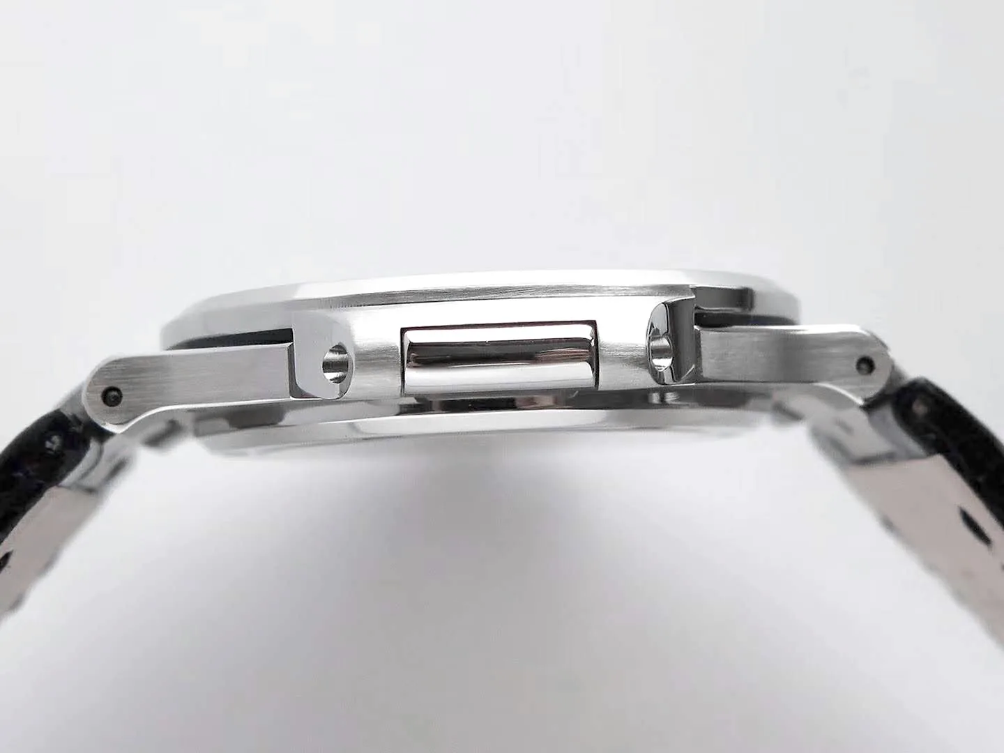Nautilus Jumbo 5711 cadran gris en acier avec bracelet en cuir noir – Image 8
