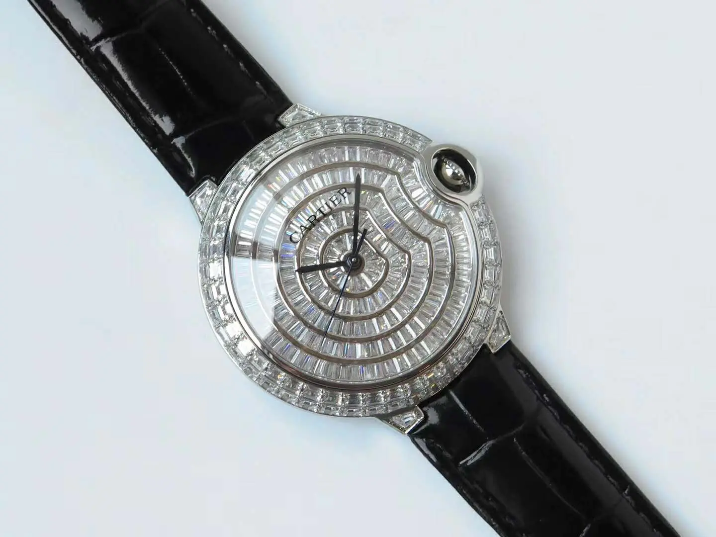 Ballon Bleu de Cartier 42mm esfera pavé de diamantes en acero - Imagen 4