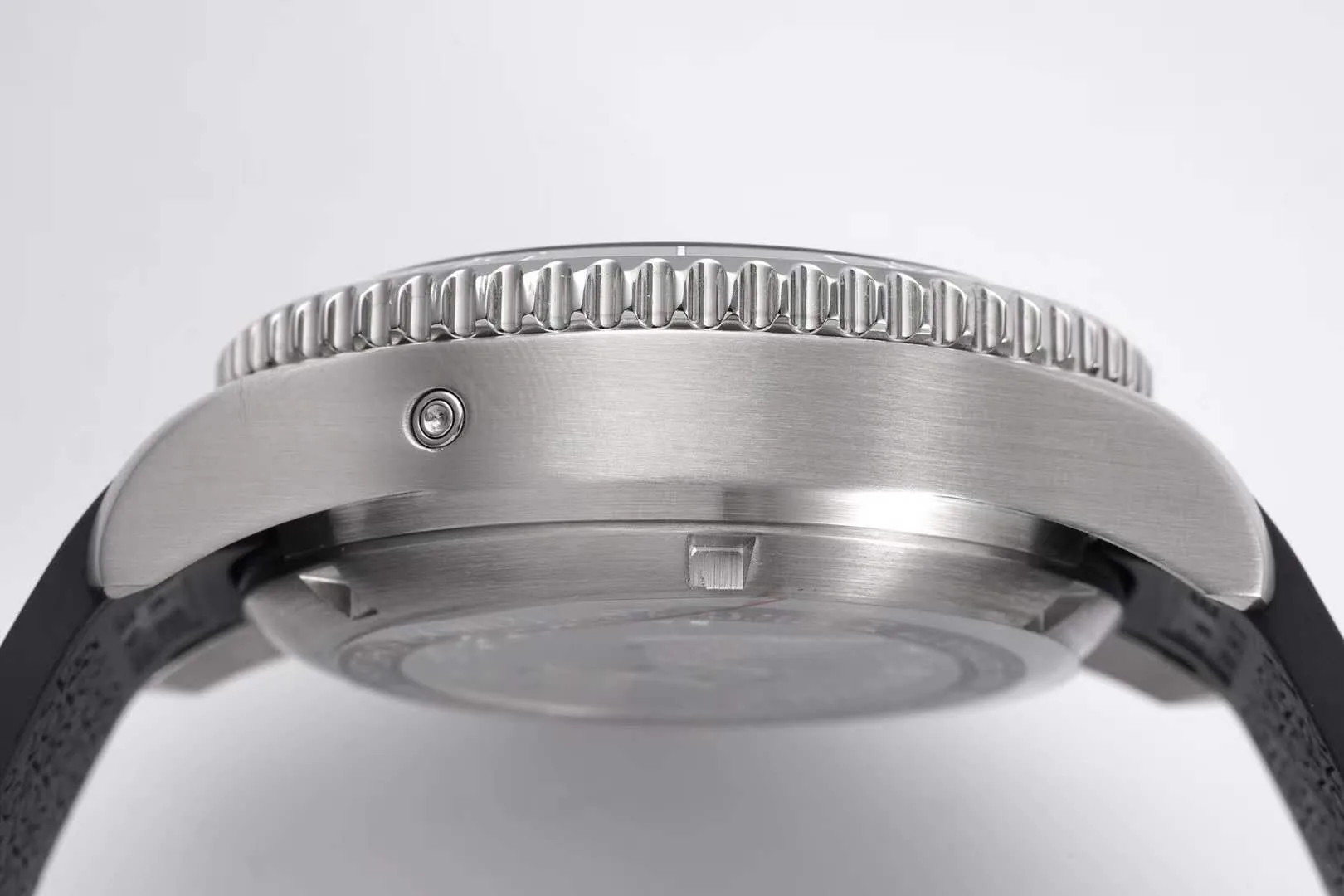 Hydroconquest cadran noir sur bracelet en caoutchouc – Image 6