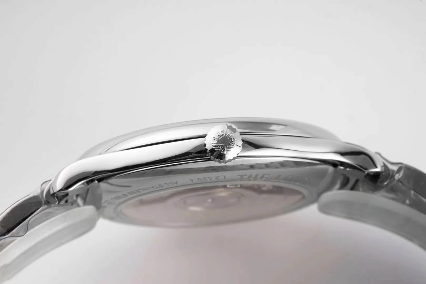 Master Collection cadran blanc sur bracelet – Image 9