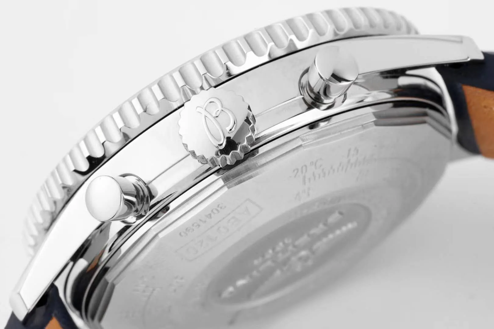 Navitimer 01 Chronograph cadran bleu en acier – Image 9