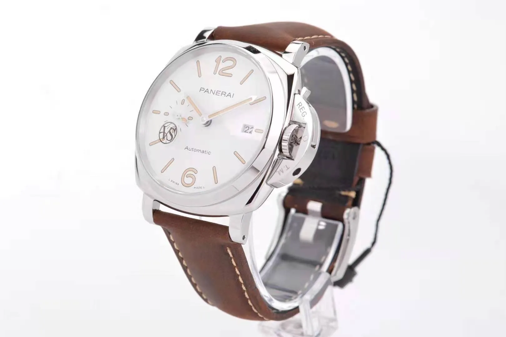 PAM1046 Luminor Due 42mm – Image 9