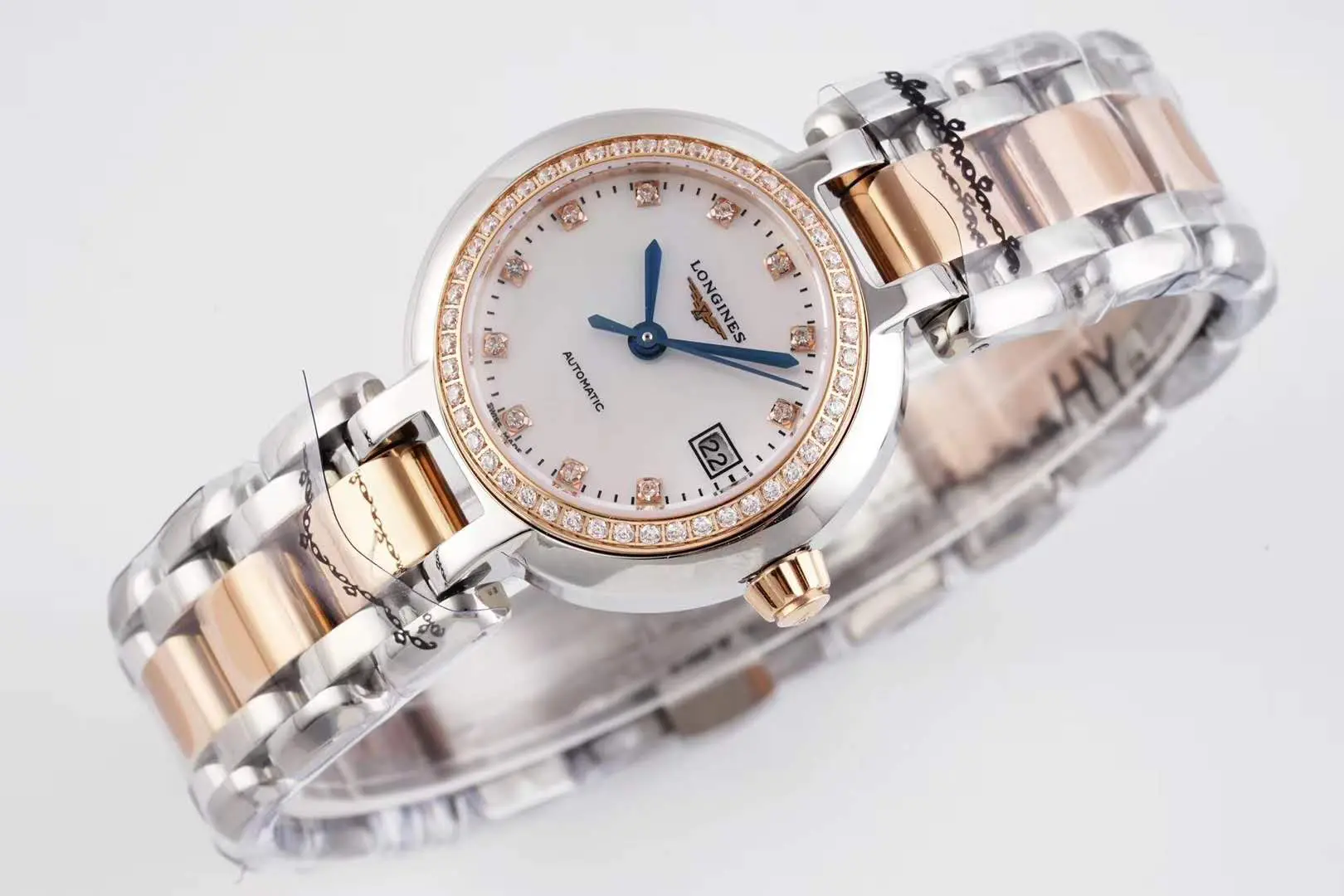 Primaluna quadrante MOP bianco con indici con diamanti e lunetta con diamanti in oro rosa - immagine 2