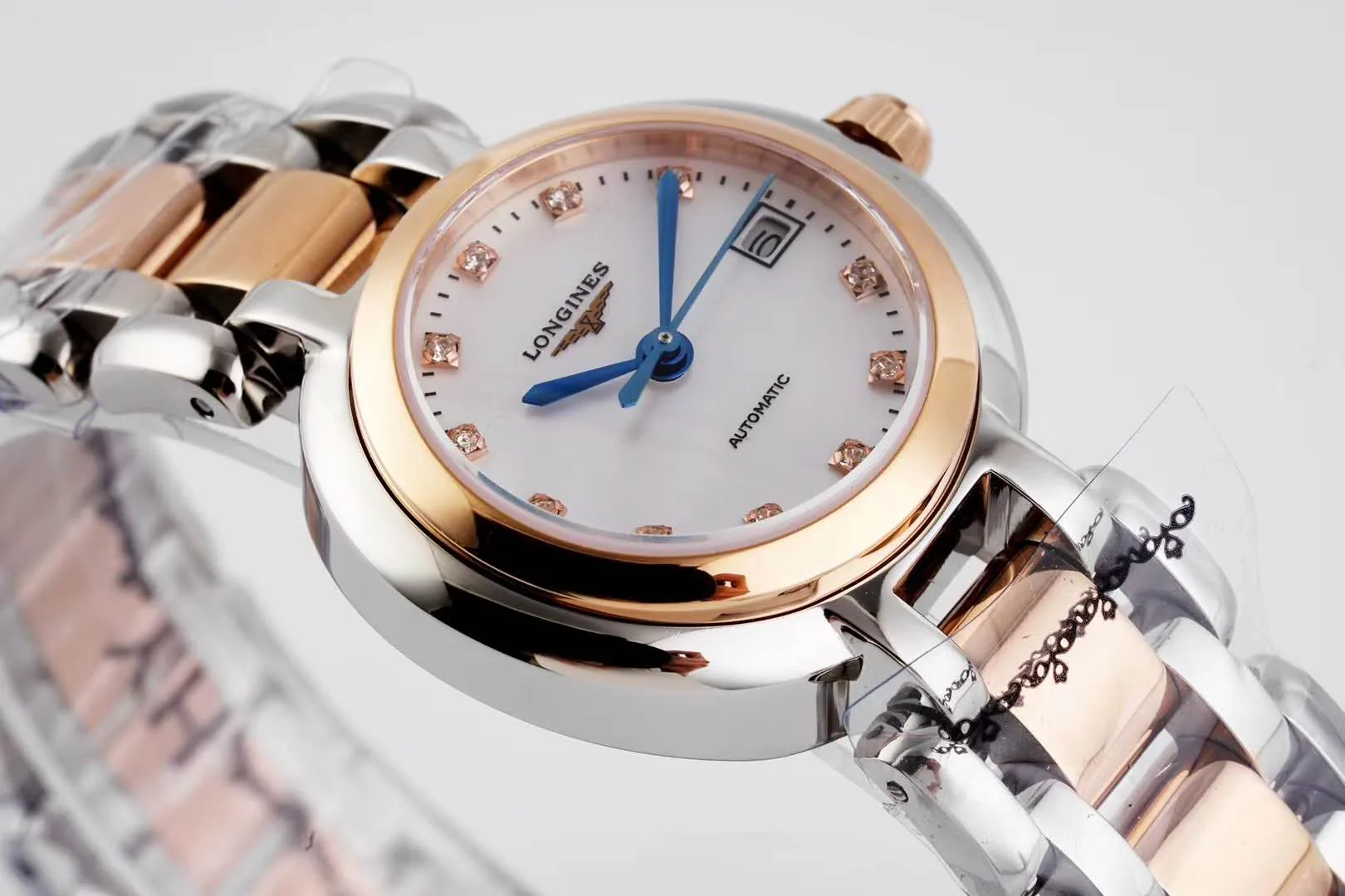 Primaluna quadrante MOP bianco con indici con diamanti in oro rosa - immagine 5