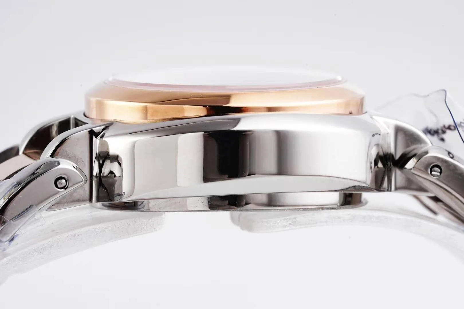 Primaluna quadrante MOP bianco con indici con diamanti in oro rosa - immagine 8