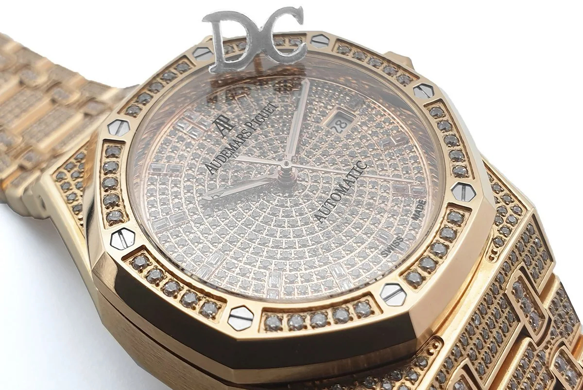 Royal Oak 41mm 15402OR komplett mit Diamanten besetzt in Rotgold am Armband – Bild 4