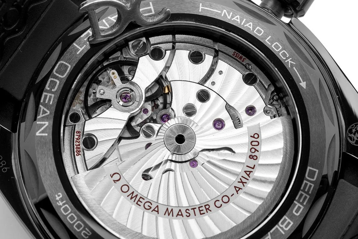 Seamaster Planet Ocean GMT „Deep Black“ komplett schwarze Keramik – Bild 6