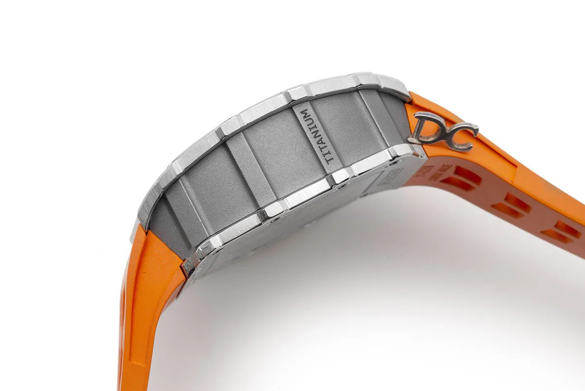RM 011-03 Automatik Flyback-Chronograph in Titan am orangefarbenen Kautschukarmband – Bild 7