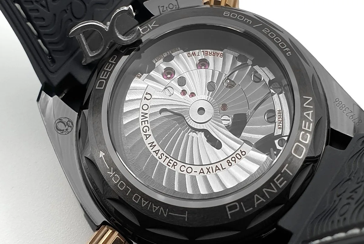 Seamaster Planet Ocean GMT “Deep Black” cerámica y oro - Imagen 8
