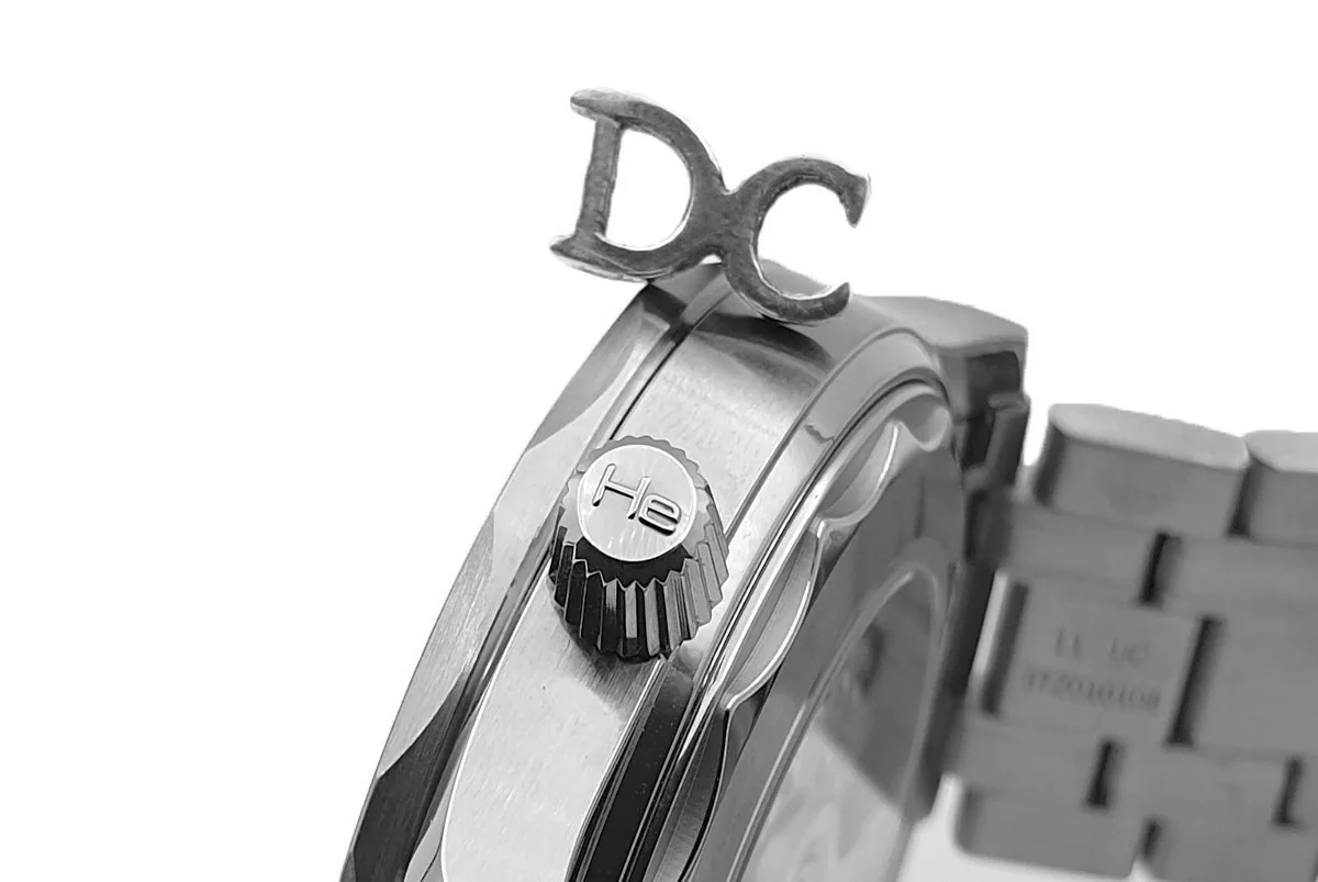 Seamaster Diver 300M Omega Co-Axial Master Chronometer 42mm quadrante bianco con lunetta nera - immagine 9