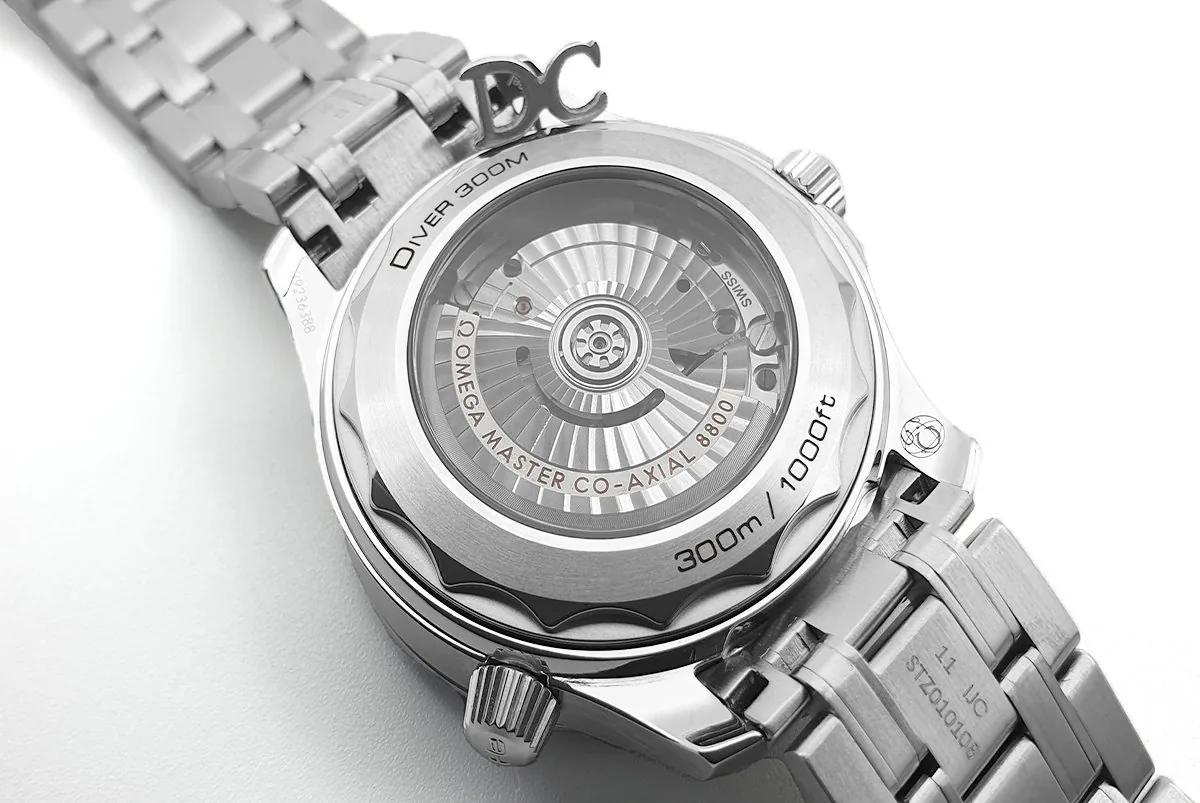 Seamaster Diver 300M Omega Co-Axial Master Chronometer 42mm quadrante bianco con lunetta nera - immagine 6