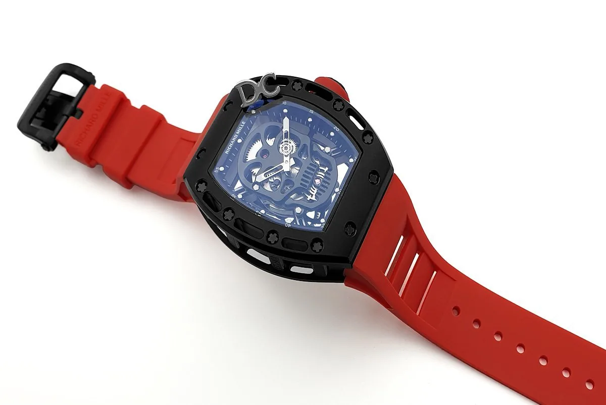 RM 052-01 Tourbillon Black Skull in PVD su cinturino in gomma rosso - immagine 2