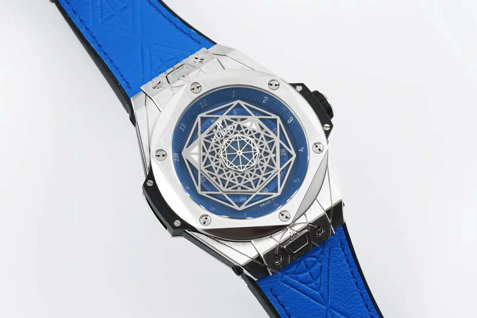 Big Bang Unico Sang Bleu en acier sur bracelet en cuir bleu – Image 3