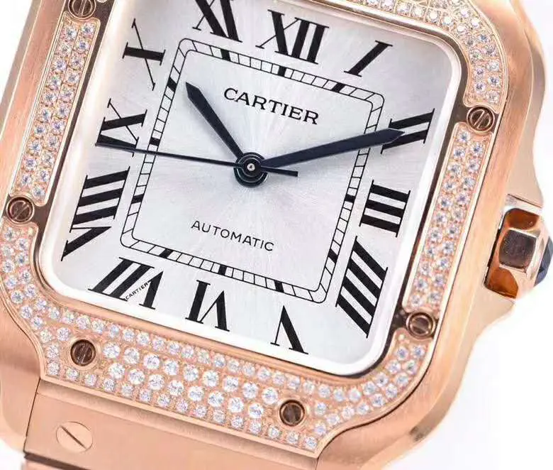 Santos de Cartier esfera blanca con bisel de diamantes en oro rosa - Imagen 4