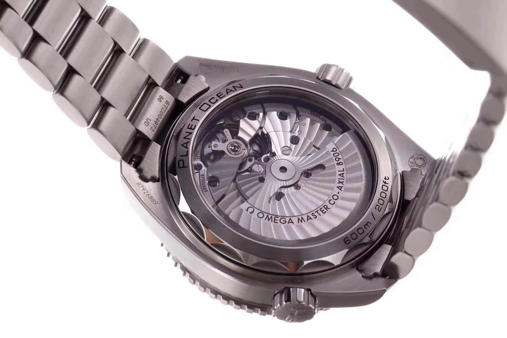 Planet Ocean 600M Omega Co-Axial Master Chronometer 43.5mm quadrante nero Ref 215.30.44.21.01.001 - immagine 6