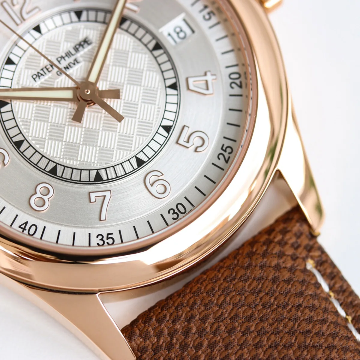 Calatrava 6007 weißes Zifferblatt in Roségold – Bild 7