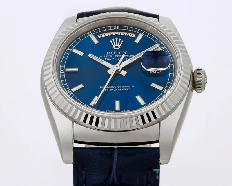 Day-Date 40 blaues Zifferblatt in Weißgold am Lederarmband – Bild 5