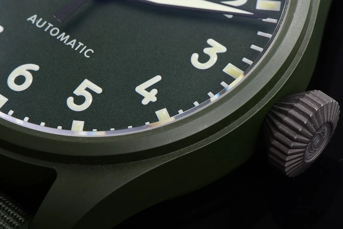 Big Pilot’s Watch 43 IW329802 Top Gun Edition Woodland sur bracelet camouflage – Image 5