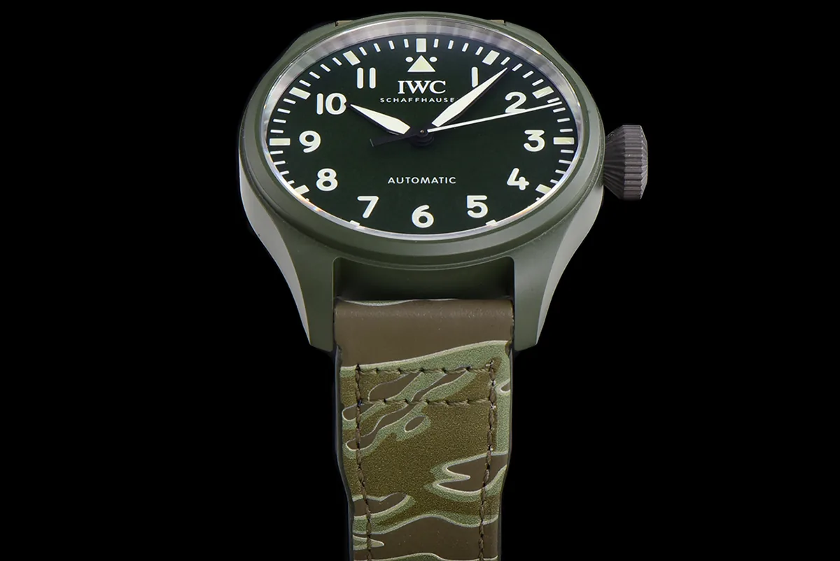 Big Pilot’s Watch 43 IW329802 Top Gun Edition Woodland sur bracelet camouflage – Image 10